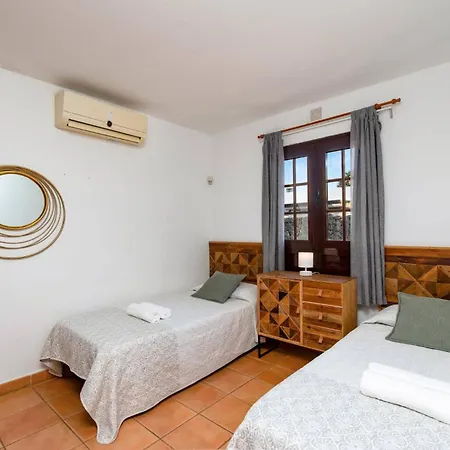 Villa Papagayo By